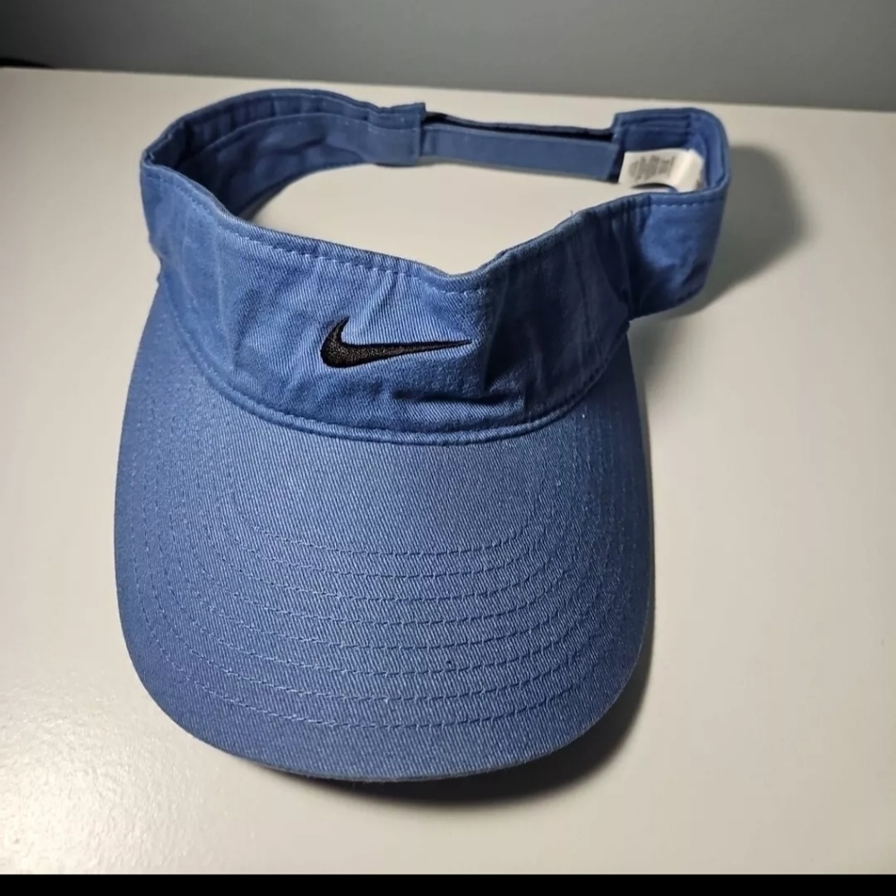 Womens Blue Nike visor hat